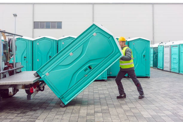 Types of Portable Toilets We Offer in Mountain View, CA